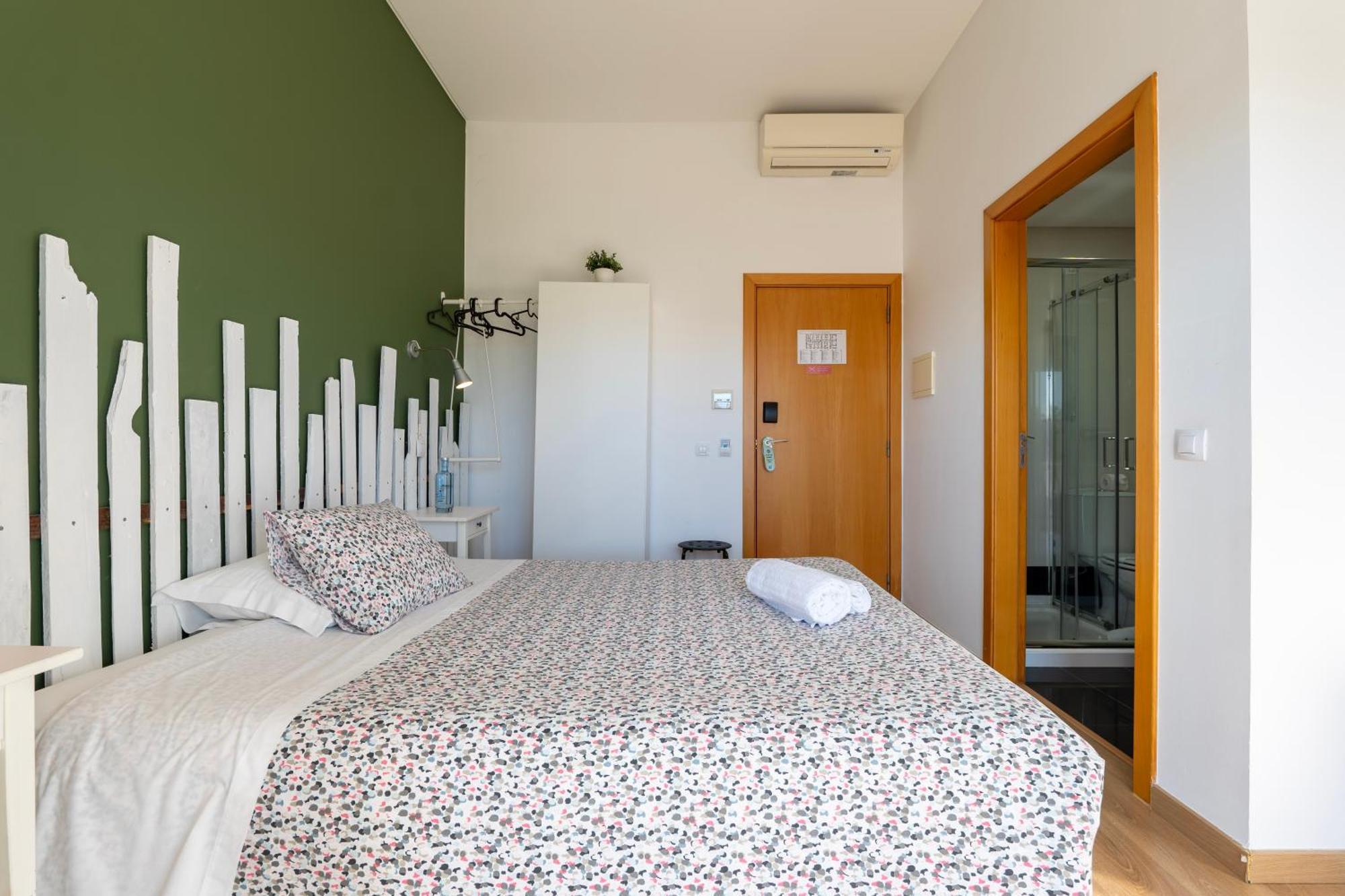 Single Room,1649027637:JPEG